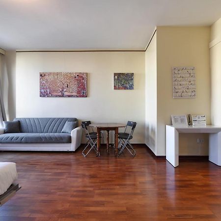 Duomo Luxury Apartment VII Milán Exterior foto